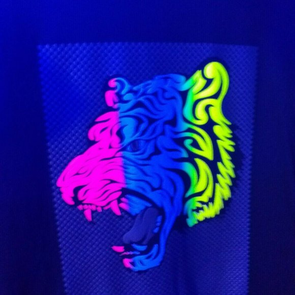 TIGER Glow in the Dark Blacklight colorful T-shirt - Picture 3 of 5
